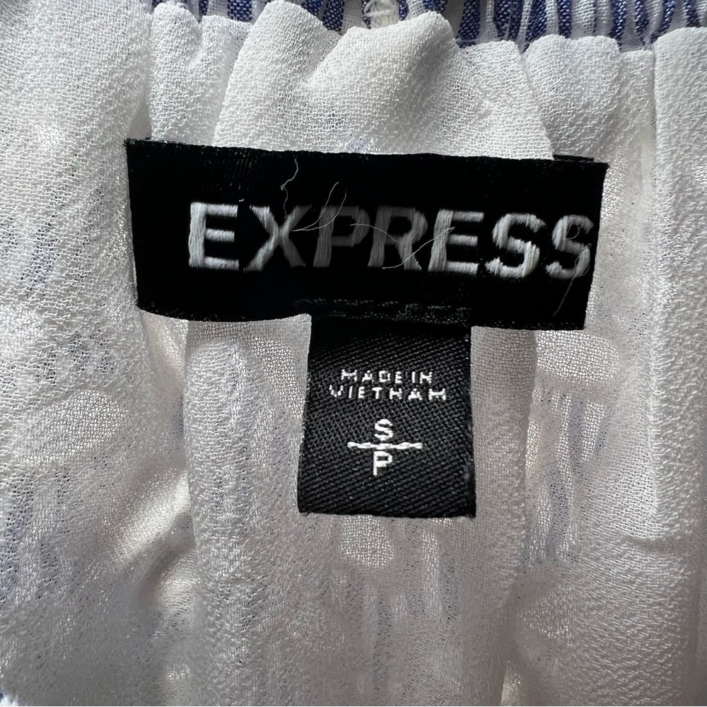 Women’s Express Blue and White Eyelet Off Shoulder Top Size Small 100% Cotton - Picture 4 of 11